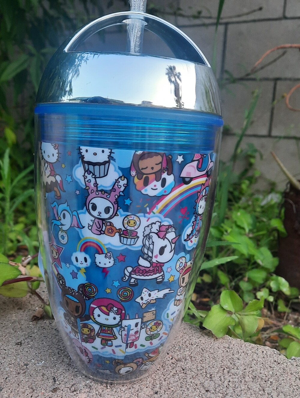 Tokidoki & Hello Kitty Tumbler 550ml 18.7 oz Plastic Cup BPA Free w Straw New
